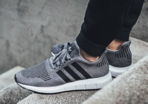 adidas-swift-run-december-2017-grey-black